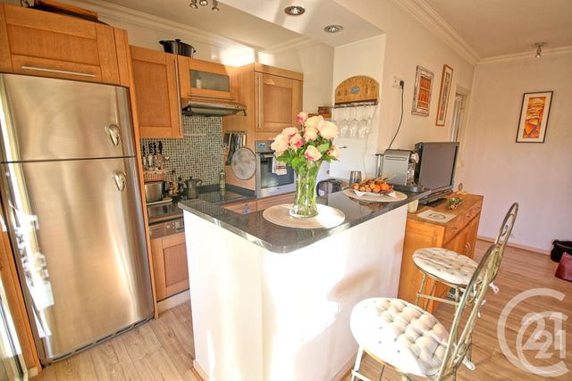 Appartement F2 à vendre - 2 pièces - 36.24 m2 - ANTIBES - 06 - PROVENCE-ALPES-COTE-D-AZUR - Century 21 Liberté Appartement F2 à vendre - 2 pièces - 36.24 m2 - ANTIBES - 06 - PROVENCE-ALPES-COTE-D-AZUR - Century 21 Liberté