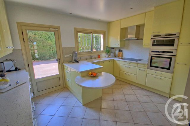Afficher la photo en grand maison à vendre - 7 pièces - 186.0 m2 - ANTIBES - 06 - PROVENCE-ALPES-COTE-D-AZUR - Century 21 Liberté
