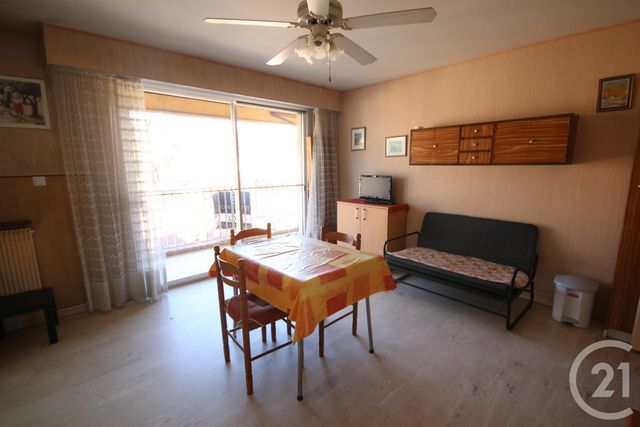 Studio à louer - 1 pièce - 27.16 m2 - LE GOLFE JUAN - 06 - PROVENCE-ALPES-COTE-D-AZUR - Century 21 Liberté Studio à louer - 1 pièce - 27.16 m2 - LE GOLFE JUAN - 06 - PROVENCE-ALPES-COTE-D-AZUR - Century 21 Liberté