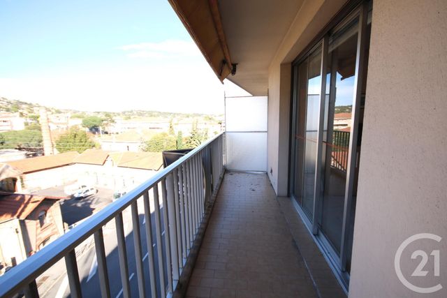 Studio à louer - 1 pièce - 27.16 m2 - LE GOLFE JUAN - 06 - PROVENCE-ALPES-COTE-D-AZUR - Century 21 Liberté Studio à louer - 1 pièce - 27.16 m2 - LE GOLFE JUAN - 06 - PROVENCE-ALPES-COTE-D-AZUR - Century 21 Liberté