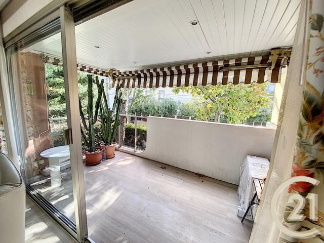 Appartement F2 à vendre - 2 pièces - 62.0 m2 - JUAN LES PINS - 06 - PROVENCE-ALPES-COTE-D-AZUR - Century 21 Liberté Appartement F2 à vendre - 2 pièces - 62.0 m2 - JUAN LES PINS - 06 - PROVENCE-ALPES-COTE-D-AZUR - Century 21 Liberté