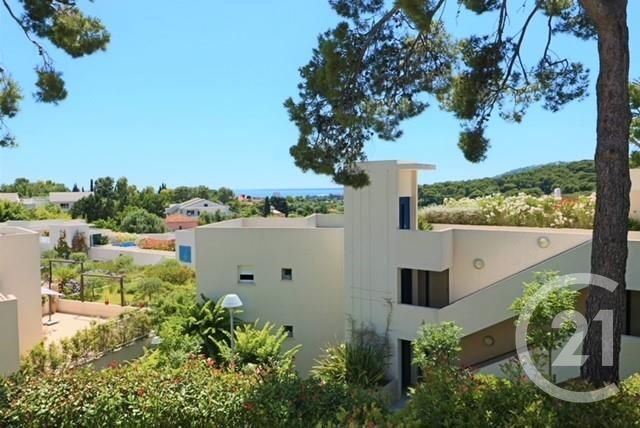 Appartement F2 à vendre - 2 pièces - 41.0 m2 - ANTIBES - 06 - PROVENCE-ALPES-COTE-D-AZUR - Century 21 Liberté Appartement F2 à vendre - 2 pièces - 41.0 m2 - ANTIBES - 06 - PROVENCE-ALPES-COTE-D-AZUR - Century 21 Liberté