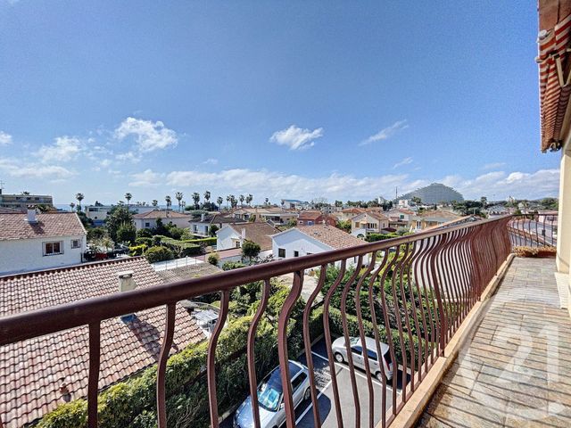 Afficher la photo en grand Appartement F2 à vendre - 2 pièces - 47.0 m2 - VILLENEUVE LOUBET - 06 - PROVENCE-ALPES-COTE-D-AZUR - Century 21 Liberté