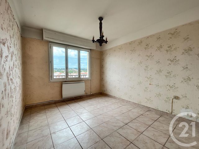 Afficher la photo en grand Appartement F2 à vendre - 2 pièces - 47.0 m2 - VILLENEUVE LOUBET - 06 - PROVENCE-ALPES-COTE-D-AZUR - Century 21 Liberté
