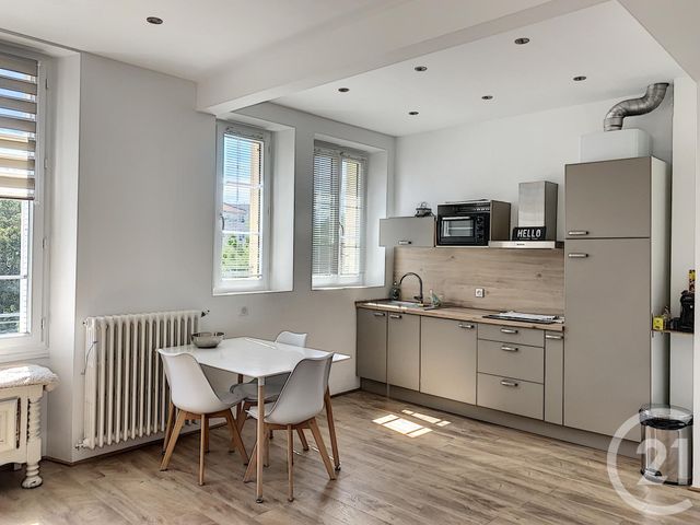 Appartement F2 à vendre - 2 pièces - 42.0 m2 - JUAN LES PINS - 06 - PROVENCE-ALPES-COTE-D-AZUR - Century 21 Liberté Appartement F2 à vendre - 2 pièces - 42.0 m2 - JUAN LES PINS - 06 - PROVENCE-ALPES-COTE-D-AZUR - Century 21 Liberté