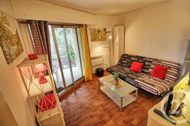 Appartement T2 à louer - 2 pièces - 24.87 m2 - LE GOLFE JUAN - 06 - PROVENCE-ALPES-COTE-D-AZUR - Century 21 Liberté Appartement T2 à louer - 2 pièces - 24.87 m2 - LE GOLFE JUAN - 06 - PROVENCE-ALPES-COTE-D-AZUR - Century 21 Liberté