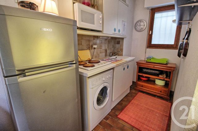 Appartement T2 à louer - 2 pièces - 24.87 m2 - LE GOLFE JUAN - 06 - PROVENCE-ALPES-COTE-D-AZUR - Century 21 Liberté Appartement T2 à louer - 2 pièces - 24.87 m2 - LE GOLFE JUAN - 06 - PROVENCE-ALPES-COTE-D-AZUR - Century 21 Liberté