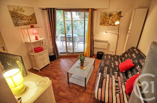 Appartement T2 à louer - 2 pièces - 24.87 m2 - LE GOLFE JUAN - 06 - PROVENCE-ALPES-COTE-D-AZUR - Century 21 Liberté Appartement T2 à louer - 2 pièces - 24.87 m2 - LE GOLFE JUAN - 06 - PROVENCE-ALPES-COTE-D-AZUR - Century 21 Liberté