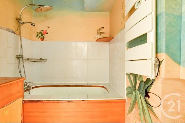 Afficher la photo en grand Appartement F1 à vendre - 1 pièce - 23.17 m2 - JUAN LES PINS - 06 - PROVENCE-ALPES-COTE-D-AZUR - Century 21 Liberté