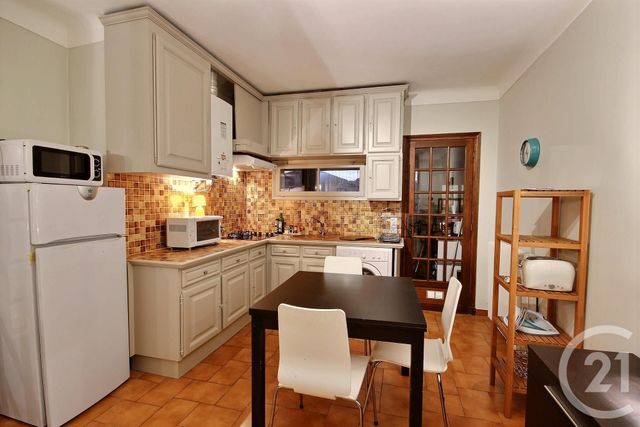 Afficher la photo en grand Appartement F3 à louer - 3 pièces - 46.7 m2 - ANTIBES - 06 - PROVENCE-ALPES-COTE-D-AZUR - Century 21 Liberté