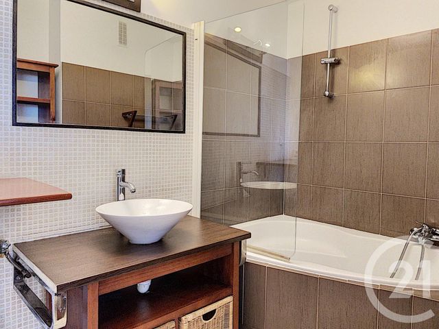 Appartement F3 à vendre - 3 pièces - 57.2 m2 - ANTIBES - 06 - PROVENCE-ALPES-COTE-D-AZUR - Century 21 Liberté Appartement F3 à vendre - 3 pièces - 57.2 m2 - ANTIBES - 06 - PROVENCE-ALPES-COTE-D-AZUR - Century 21 Liberté
