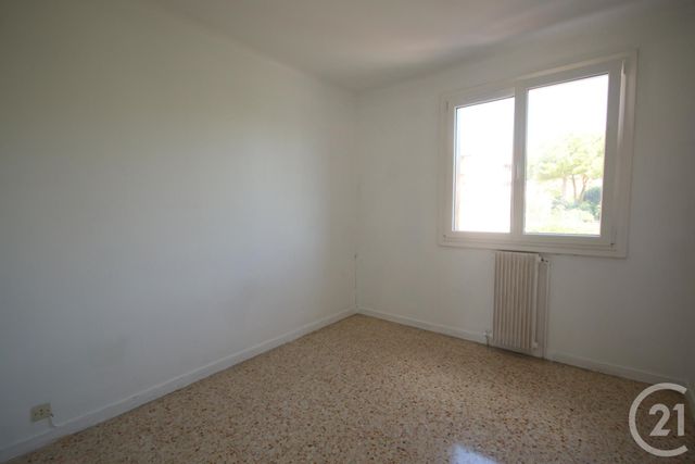 Afficher la photo en grand Appartement T3 à louer - 3 pièces - 51.4 m2 - VALLAURIS - 06 - PROVENCE-ALPES-COTE-D-AZUR - Century 21 Liberté