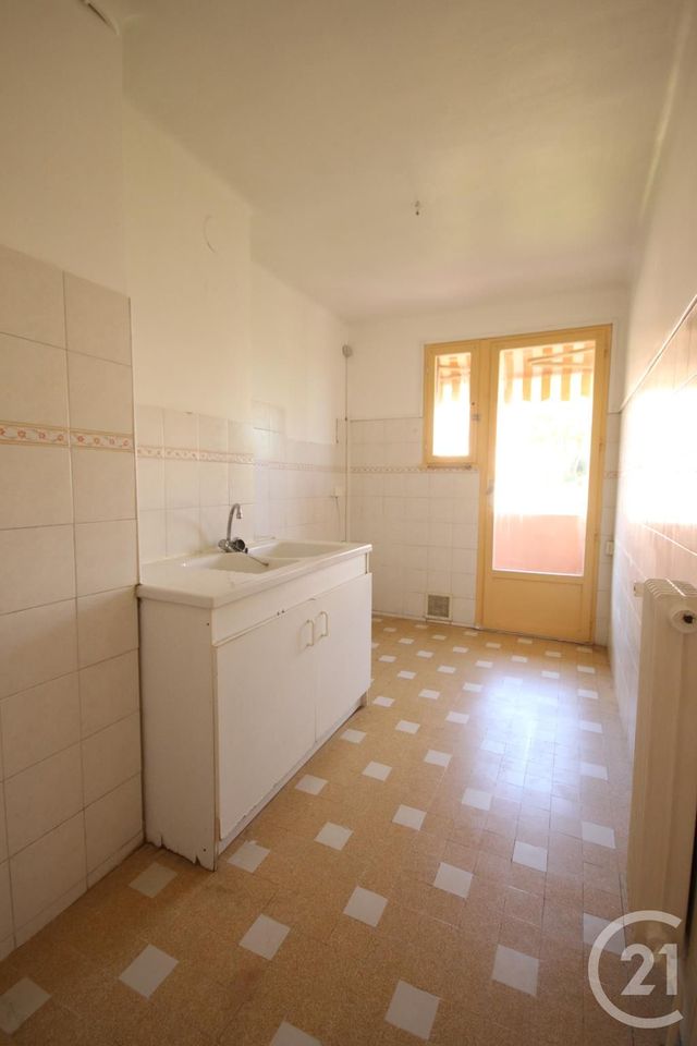 Afficher la photo en grand Appartement T3 à louer - 3 pièces - 51.4 m2 - VALLAURIS - 06 - PROVENCE-ALPES-COTE-D-AZUR - Century 21 Liberté