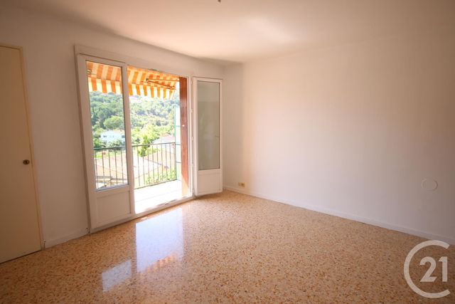 Afficher la photo en grand Appartement T3 à louer - 3 pièces - 51.4 m2 - VALLAURIS - 06 - PROVENCE-ALPES-COTE-D-AZUR - Century 21 Liberté