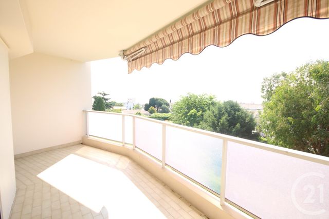 Appartement T3 à louer - 3 pièces - 52.18 m2 - ANTIBES - 06 - PROVENCE-ALPES-COTE-D-AZUR - Century 21 Liberté Appartement T3 à louer - 3 pièces - 52.18 m2 - ANTIBES - 06 - PROVENCE-ALPES-COTE-D-AZUR - Century 21 Liberté