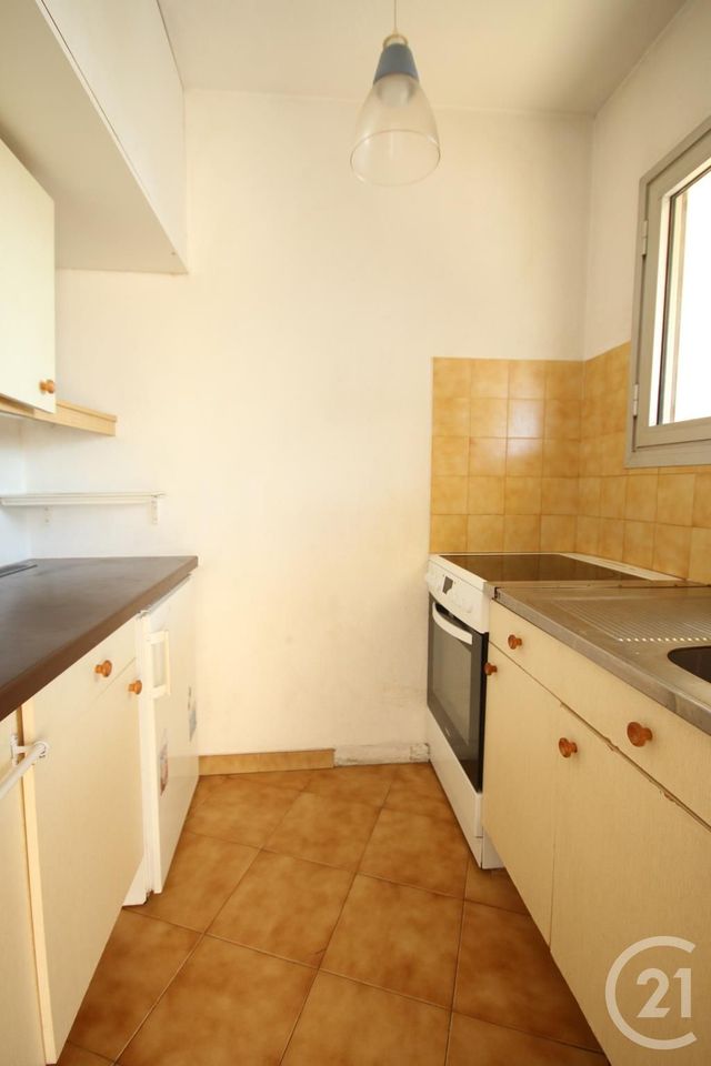 Appartement T3 à louer - 3 pièces - 52.18 m2 - ANTIBES - 06 - PROVENCE-ALPES-COTE-D-AZUR - Century 21 Liberté Appartement T3 à louer - 3 pièces - 52.18 m2 - ANTIBES - 06 - PROVENCE-ALPES-COTE-D-AZUR - Century 21 Liberté