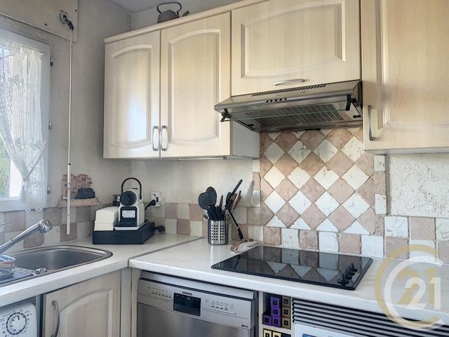 Afficher la photo en grand Appartement F2 à vendre - 2 pièces - 30.0 m2 - ANTIBES - 06 - PROVENCE-ALPES-COTE-D-AZUR - Century 21 Liberté