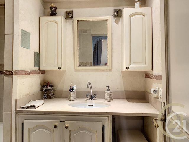 Afficher la photo en grand Appartement F2 à vendre - 2 pièces - 30.0 m2 - ANTIBES - 06 - PROVENCE-ALPES-COTE-D-AZUR - Century 21 Liberté
