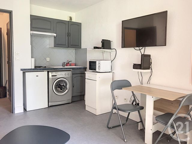 Studio à louer - 1 pièce - 20.2 m2 - ANTIBES - 06 - PROVENCE-ALPES-COTE-D-AZUR - Century 21 Liberté Studio à louer - 1 pièce - 20.2 m2 - ANTIBES - 06 - PROVENCE-ALPES-COTE-D-AZUR - Century 21 Liberté