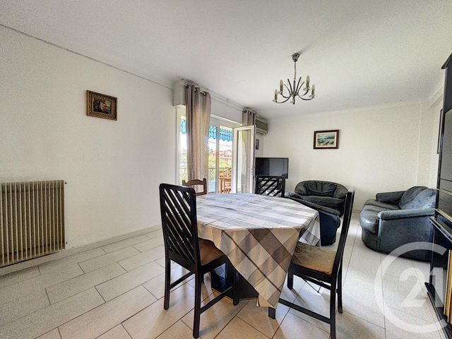Appartement F2 à vendre - 2 pièces - 56.11 m2 - ANTIBES - 06 - PROVENCE-ALPES-COTE-D-AZUR - Century 21 Liberté Appartement F2 à vendre - 2 pièces - 56.11 m2 - ANTIBES - 06 - PROVENCE-ALPES-COTE-D-AZUR - Century 21 Liberté