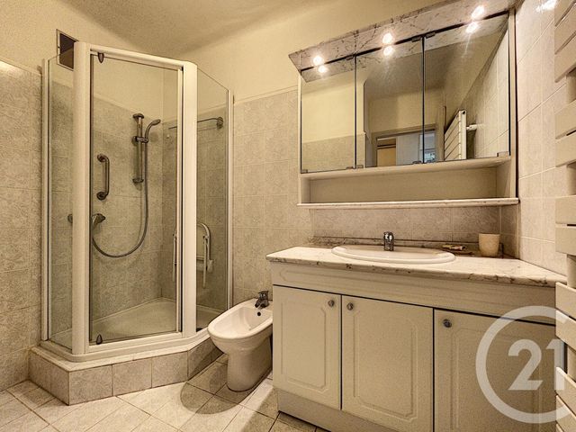 Appartement F2 à vendre - 2 pièces - 56.11 m2 - ANTIBES - 06 - PROVENCE-ALPES-COTE-D-AZUR - Century 21 Liberté Appartement F2 à vendre - 2 pièces - 56.11 m2 - ANTIBES - 06 - PROVENCE-ALPES-COTE-D-AZUR - Century 21 Liberté