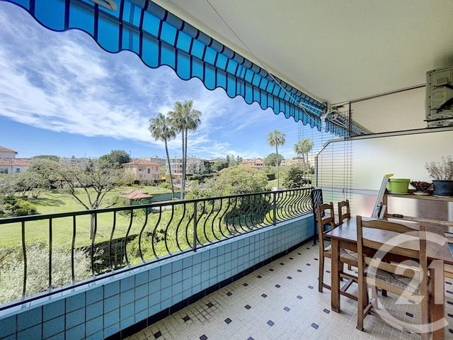 Appartement F2 à vendre - 2 pièces - 56.11 m2 - ANTIBES - 06 - PROVENCE-ALPES-COTE-D-AZUR - Century 21 Liberté Appartement F2 à vendre - 2 pièces - 56.11 m2 - ANTIBES - 06 - PROVENCE-ALPES-COTE-D-AZUR - Century 21 Liberté