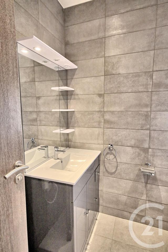 Appartement Duplex à louer - 2 pièces - 19.92 m2 - BIOT - 06 - PROVENCE-ALPES-COTE-D-AZUR - Century 21 Liberté Appartement Duplex à louer - 2 pièces - 19.92 m2 - BIOT - 06 - PROVENCE-ALPES-COTE-D-AZUR - Century 21 Liberté