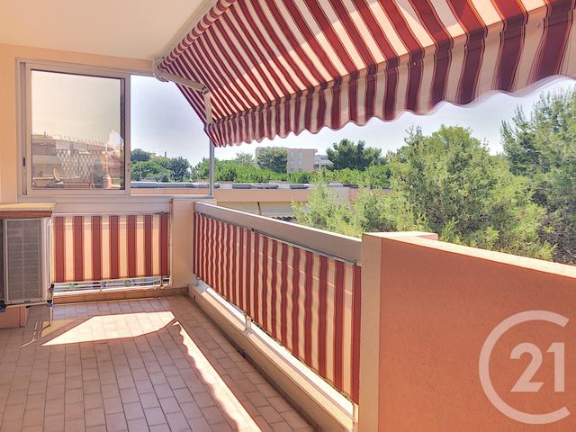Appartement T3 à louer - 3 pièces - 73.83 m2 - ANTIBES - 06 - PROVENCE-ALPES-COTE-D-AZUR - Century 21 Liberté Appartement T3 à louer - 3 pièces - 73.83 m2 - ANTIBES - 06 - PROVENCE-ALPES-COTE-D-AZUR - Century 21 Liberté