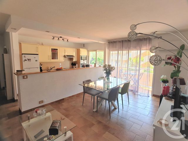 Afficher la photo en grand Appartement F3 à vendre - 3 pièces - 63.89 m2 - ANTIBES - 06 - PROVENCE-ALPES-COTE-D-AZUR - Century 21 Liberté