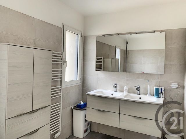 Afficher la photo en grand Appartement F4 à vendre - 4 pièces - 140.0 m2 - ANTIBES - 06 - PROVENCE-ALPES-COTE-D-AZUR - Century 21 Liberté