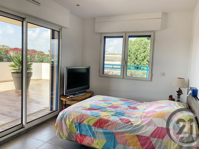 Afficher la photo en grand Appartement F4 à vendre - 4 pièces - 140.0 m2 - ANTIBES - 06 - PROVENCE-ALPES-COTE-D-AZUR - Century 21 Liberté