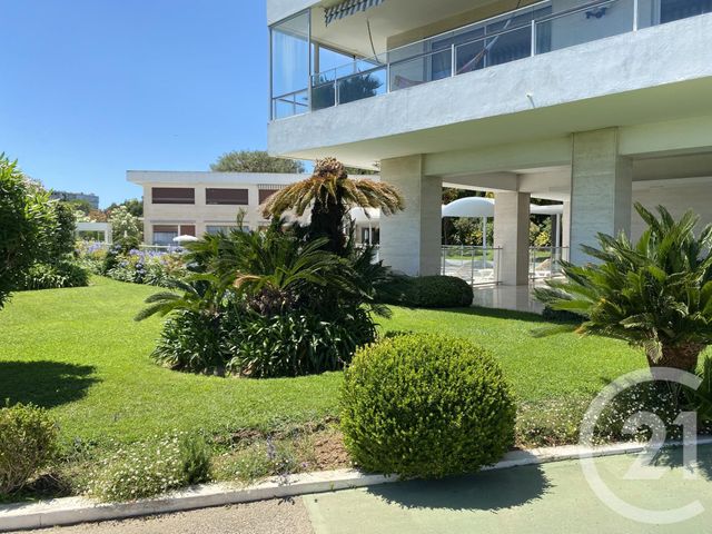 Afficher la photo en grand Appartement F1 à louer - 1 pièce - 21.63 m2 - VALLAURIS - 06 - PROVENCE-ALPES-COTE-D-AZUR - Century 21 Liberté