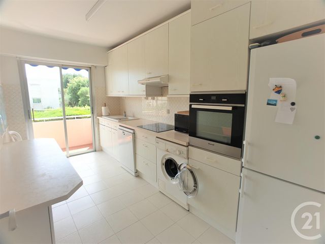 Afficher la photo en grand Appartement F3 à vendre - 3 pièces - 68.0 m2 - ANTIBES - 06 - PROVENCE-ALPES-COTE-D-AZUR - Century 21 Liberté