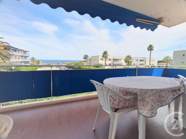 Afficher la photo en grand Appartement F3 à vendre - 3 pièces - 68.0 m2 - ANTIBES - 06 - PROVENCE-ALPES-COTE-D-AZUR - Century 21 Liberté