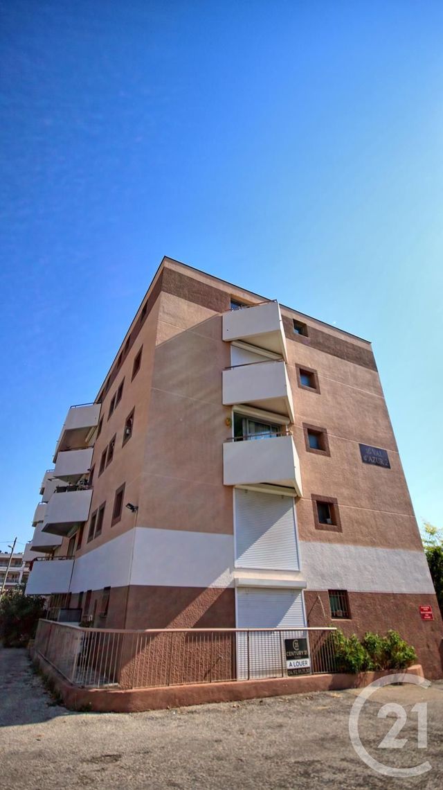 Afficher la photo en grand Appartement à louer - 2 pièces - 25.0 m2 - VALLAURIS - 06 - PROVENCE-ALPES-COTE-D-AZUR - Century 21 Liberté
