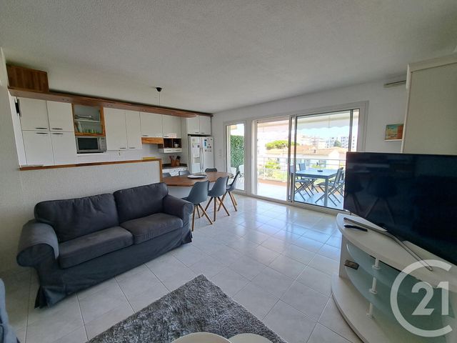 Appartement T3 à louer - 3 pièces - 79.0 m2 - LE GOLFE JUAN - 06 - PROVENCE-ALPES-COTE-D-AZUR - Century 21 Liberté