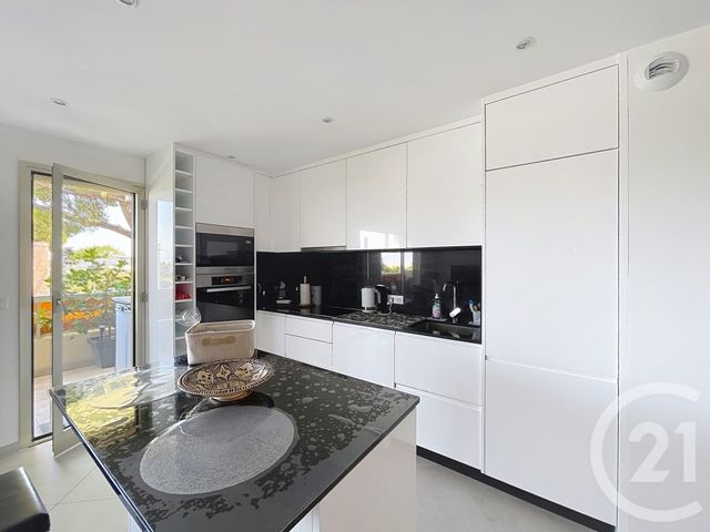 Appartement F2 à vendre - 2 pièces - 51.0 m2 - ANTIBES - 06 - PROVENCE-ALPES-COTE-D-AZUR - Century 21 Liberté