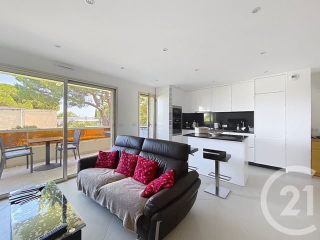 Appartement F2 à vendre - 2 pièces - 51.0 m2 - ANTIBES - 06 - PROVENCE-ALPES-COTE-D-AZUR - Century 21 Liberté