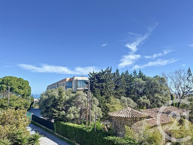 Appartement F3 à vendre - 3 pièces - 58.3 m2 - ANTIBES - 06 - PROVENCE-ALPES-COTE-D-AZUR - Century 21 Liberté