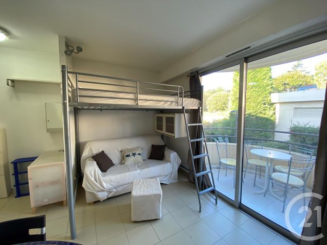 Appartement F1 à louer VILLENEUVE LOUBET