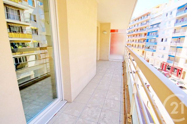 Appartement T2 à vendre - 2 pièces - 28.0 m2 - ANTIBES - 06 - PROVENCE-ALPES-COTE-D-AZUR - Century 21 Liberté
