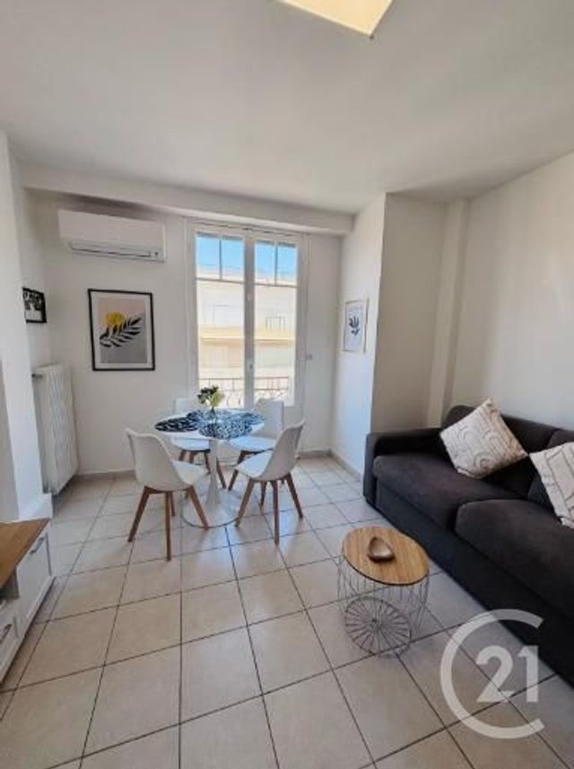 Appartement F1 à louer - 1 pièce - 26.56 m2 - JUAN LES PINS - 06 - PROVENCE-ALPES-COTE-D-AZUR - Century 21 Liberté