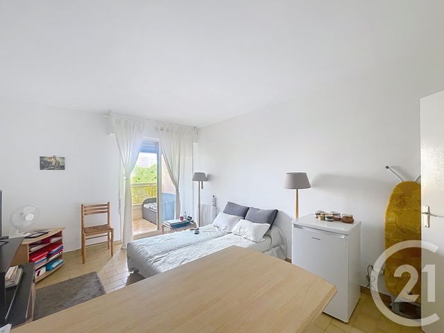 Appartement Studio à vendre - 1 pièce - 22.0 m2 - VALLAURIS - 06 - PROVENCE-ALPES-COTE-D-AZUR - Century 21 Liberté