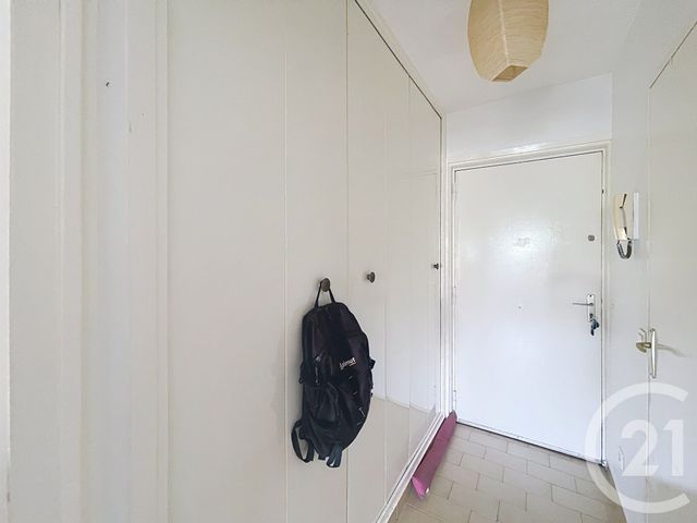 Appartement Studio à vendre - 1 pièce - 22.0 m2 - VALLAURIS - 06 - PROVENCE-ALPES-COTE-D-AZUR - Century 21 Liberté