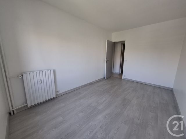 Appartement T3 à louer - 3 pièces - 63.89 m2 - VALLAURIS - 06 - PROVENCE-ALPES-COTE-D-AZUR - Century 21 Liberté