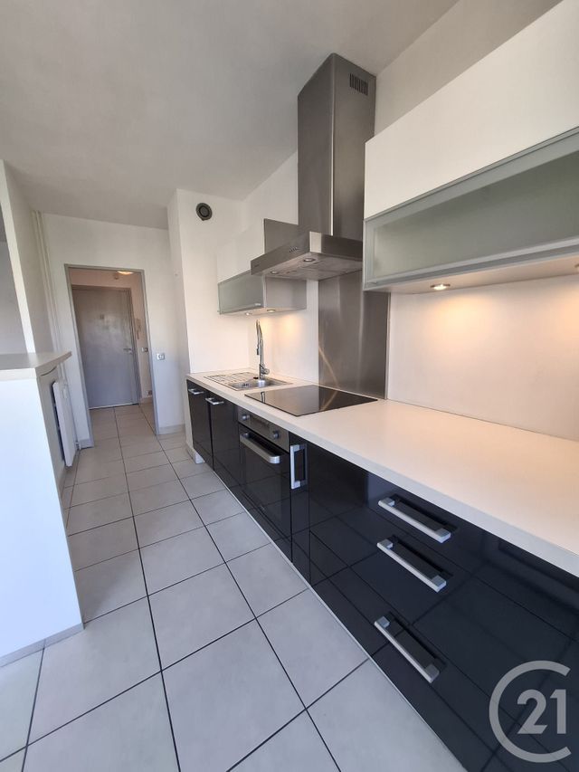 Appartement T3 à louer - 3 pièces - 63.89 m2 - VALLAURIS - 06 - PROVENCE-ALPES-COTE-D-AZUR - Century 21 Liberté