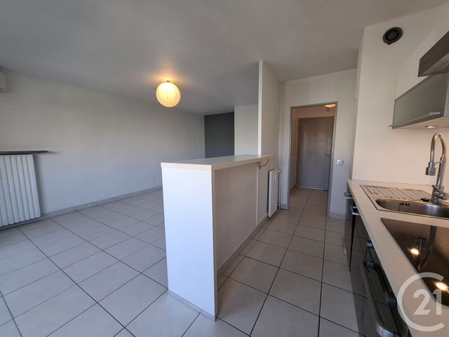 Appartement T3 à louer - 3 pièces - 63.89 m2 - VALLAURIS - 06 - PROVENCE-ALPES-COTE-D-AZUR - Century 21 Liberté