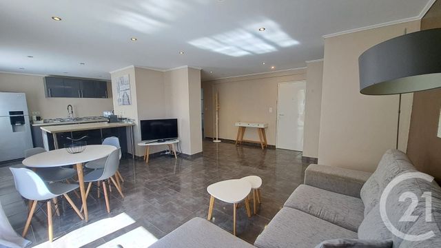 Appartement T3 à louer - 3 pièces - 74.3 m2 - JUAN LES PINS - 06 - PROVENCE-ALPES-COTE-D-AZUR - Century 21 Liberté
