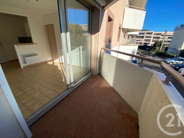 Appartement Studio à louer VALLAURIS