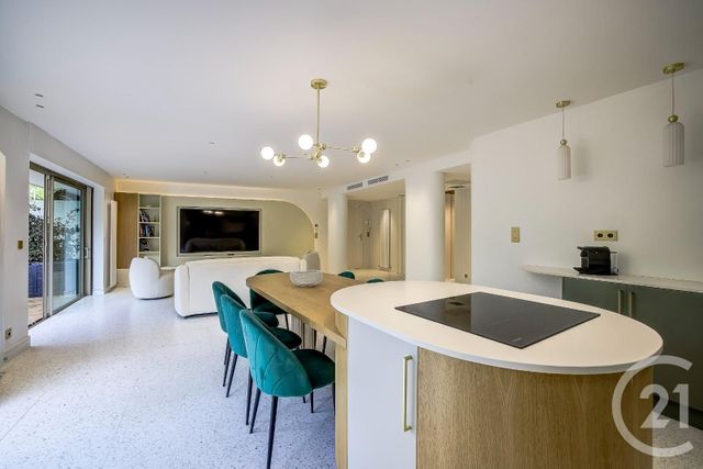 Appartement F4 à vendre - 4 pièces - 100.0 m2 - JUAN LES PINS - 06 - PROVENCE-ALPES-COTE-D-AZUR - Century 21 Liberté